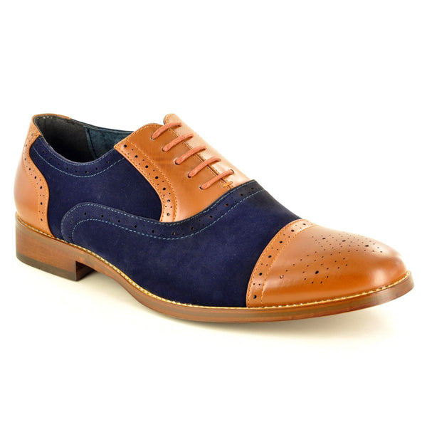 TOE CAP BROGUES IN NAVY AND TAN